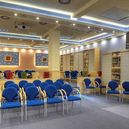 Krivan Hotel Karlowe Wary Zewnętrze zdjęcie