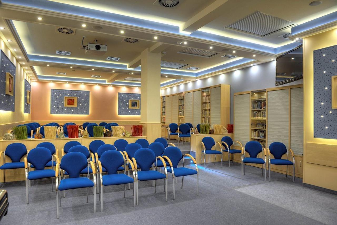 Krivan Hotel Karlowe Wary Zewnętrze zdjęcie
