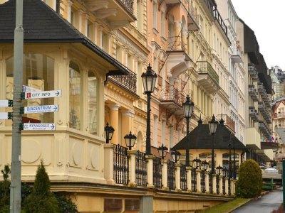 Krivan Hotel Karlowe Wary Zewnętrze zdjęcie